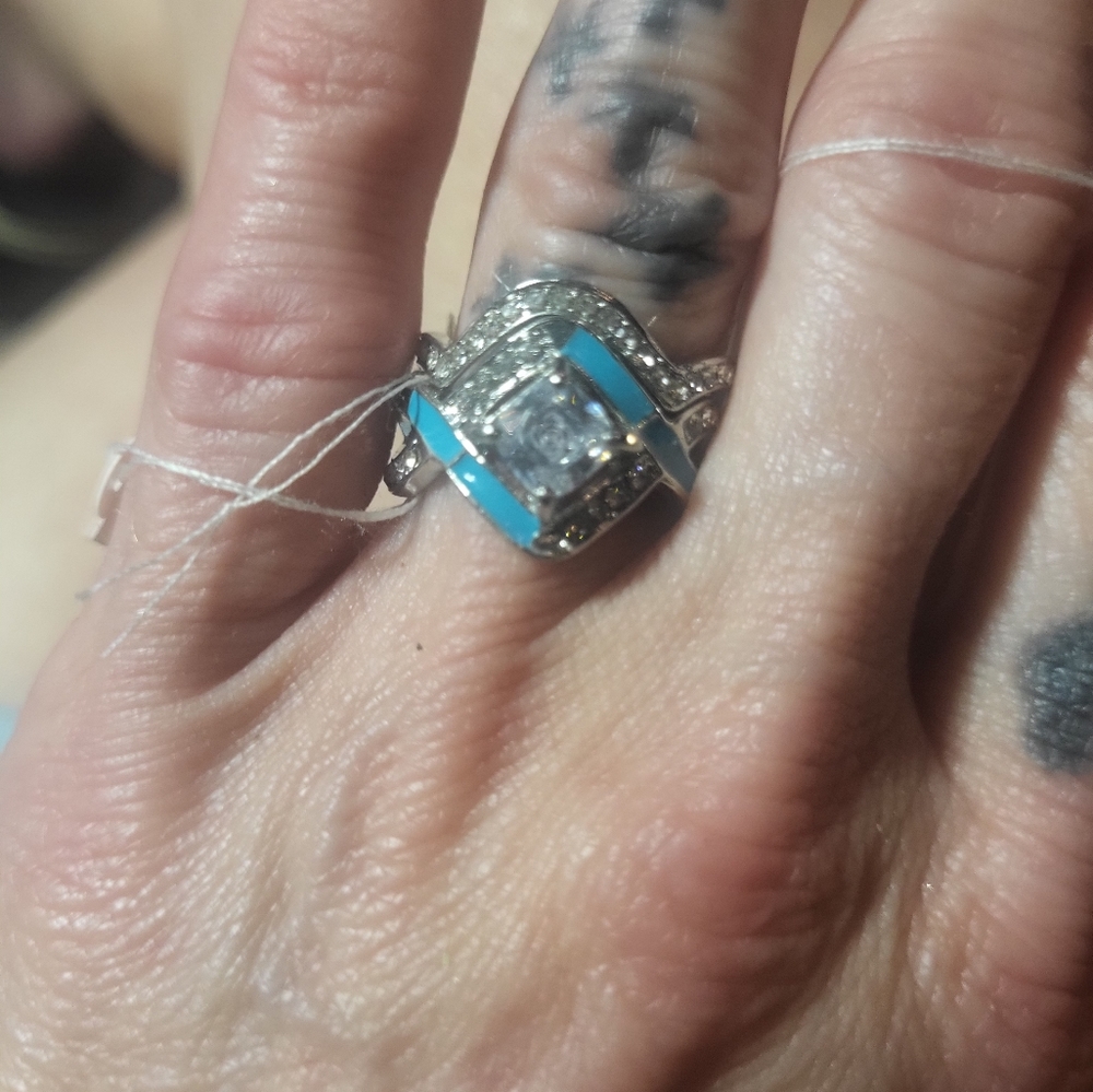 UNIQUE ring sz7